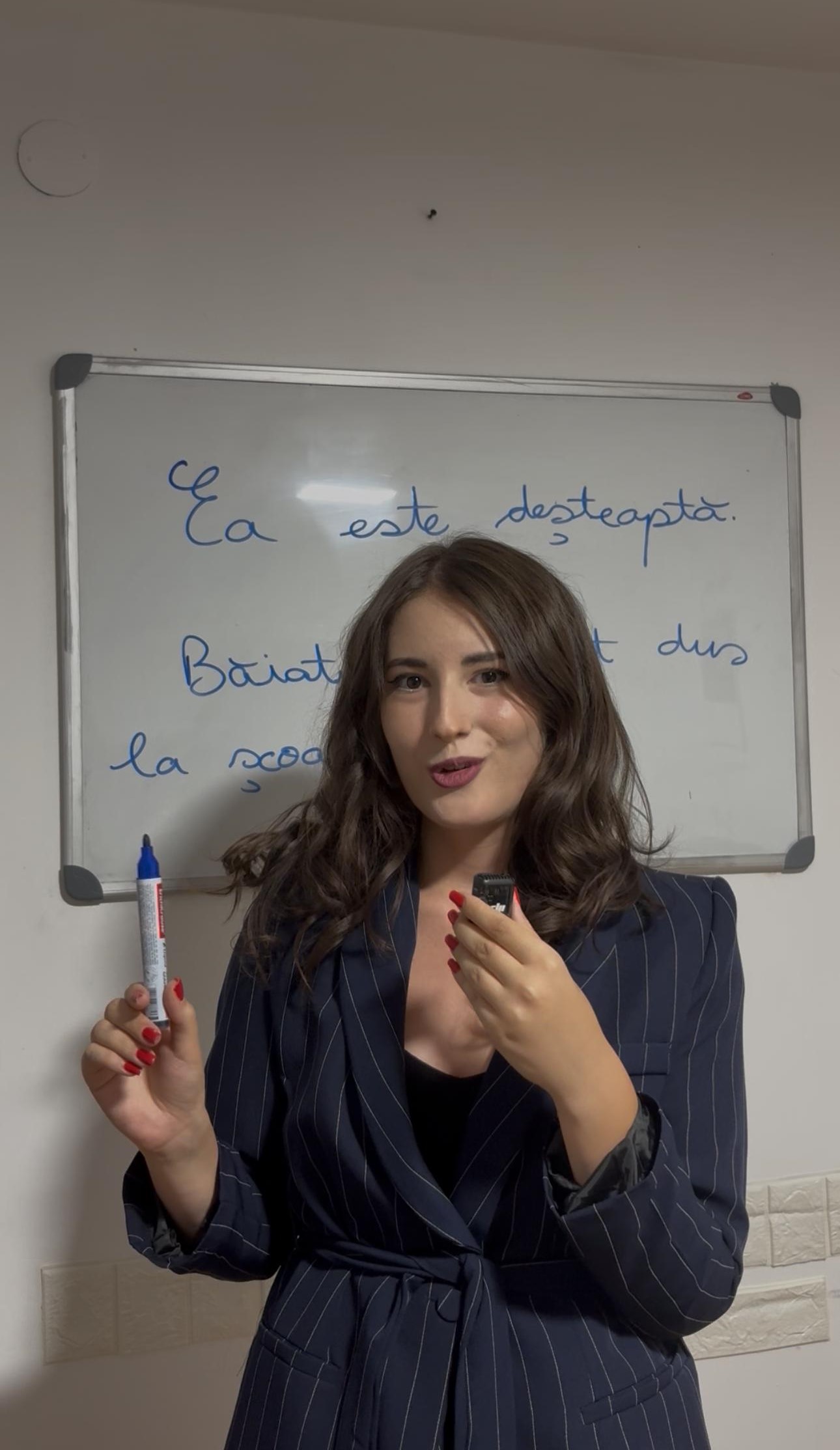 Cristiana - Profesor de Română